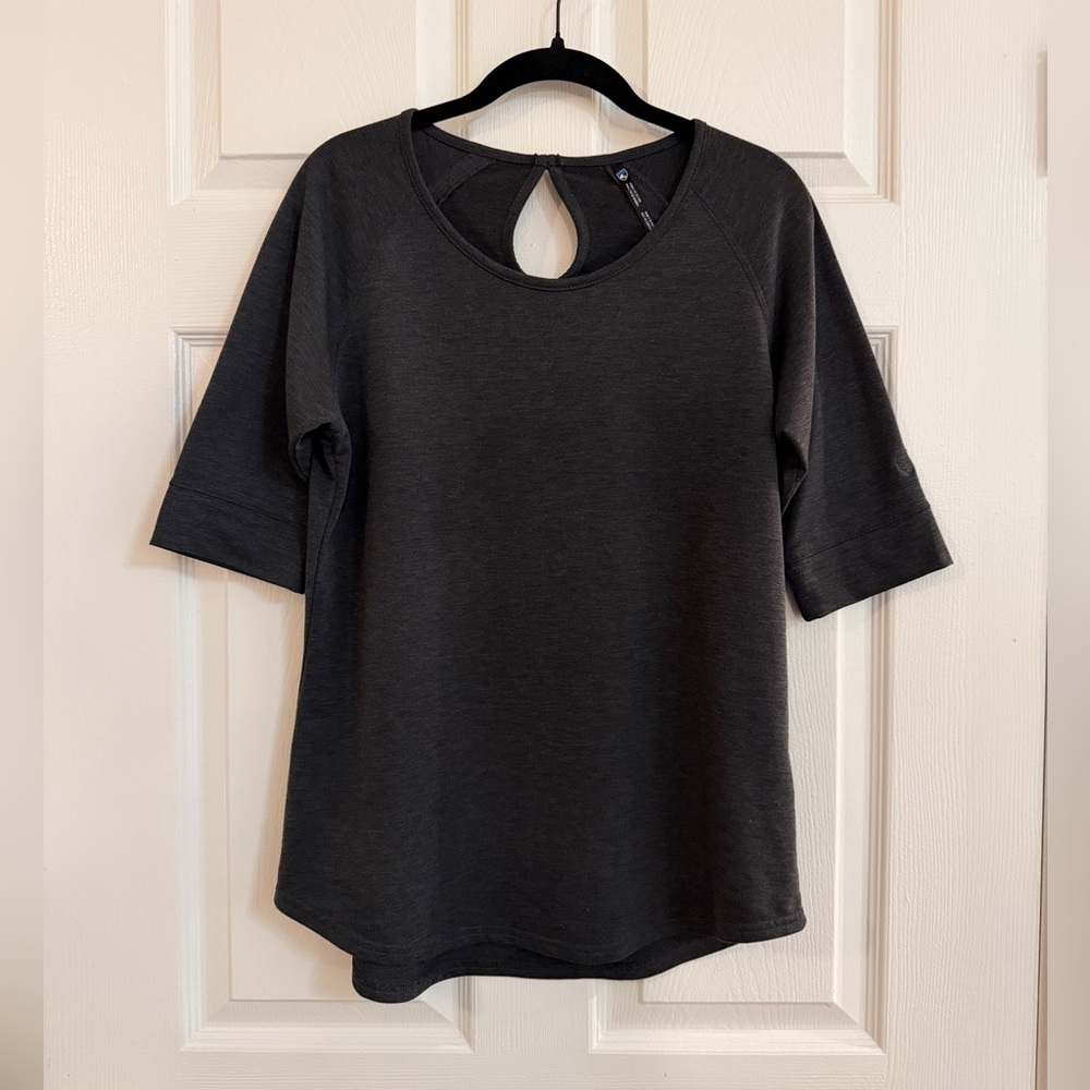 Kuhl Rhea Half Sleeve Black Shirt with Keyhole Back - Women’s M